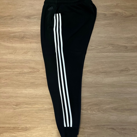 Adidas Women's Essentials 3-Stripes Fleece Jogger Sweatpants/BLACK/Size M - Picture 7 of 9